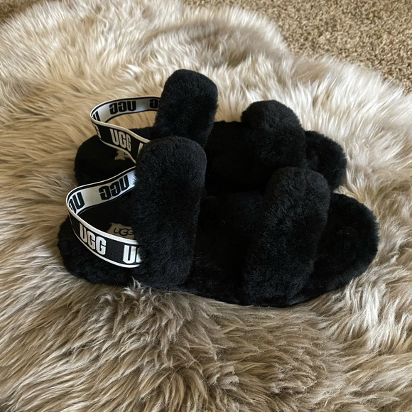 UGG Shoes - Ugg Fuzzy Slippers